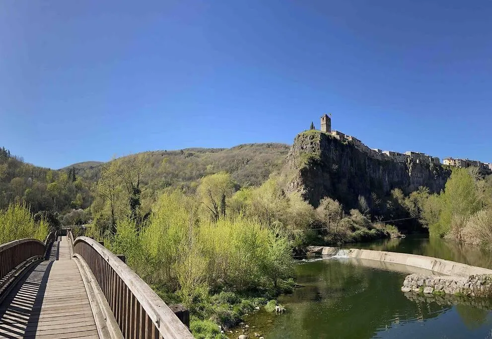 Can Mosqueroles Casa En Castellfollit De La Roca Girona