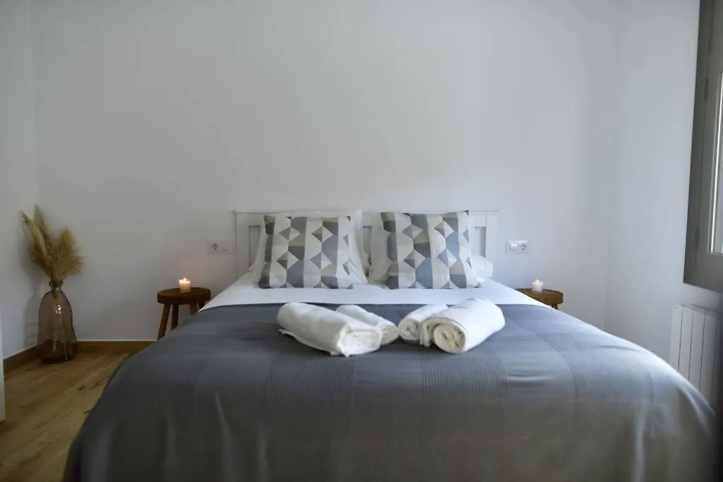 Holiday home Can Mosqueroles Casa En Castellfollit De La Roca Girona